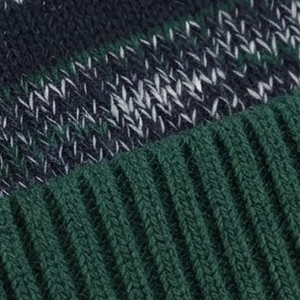 Gorro de Punto Acrílico Suave y Cálido para Invierno, para Hombres y Mujeres, para Deportes al Aire Libre y Uso Casual - Product Image 4