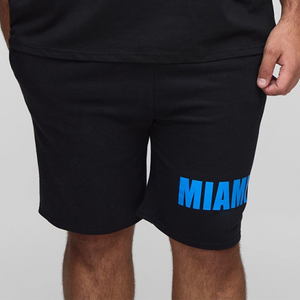 ชุดกีฬาฤดูร้อนผู้ชายลดราคา เสื้อยืดถักคุณภาพสูงระบายอากาศดี กางเกงขาสั้นลำลองใส่เดินเล่นสบายๆ ชุดเสื้อยืดและกางเกงขาสั้น - Product Image 3