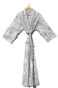 "Robe de coton à main Silver Mist Kimono floral gris doux - Product Image 5