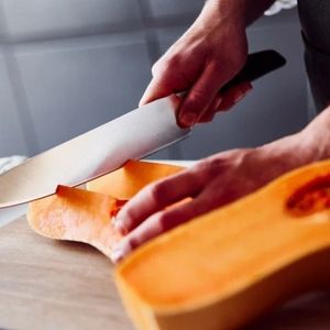 Couteaux de chef noirs à manche argenté avec triple rivets et lame pointue lisse pour trancher la viande, couper les légumes et travaux de cuisine - Product Image 5