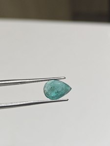 Émeraude naturelle du Zambie 4,15 carats, forme poire, pierre précieuse en vrac, émeraude verte pour la fabrication de bijoux, vente en gros, approvisionnement en vrac - Product Image 3