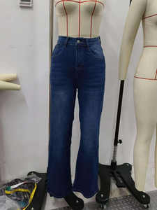 Vaqueros de mujer súper holgados con pliegues, corte cónico, transpirables, de tiro medio, lavado vintage, negros, estilo casual, pantalones de mezclilla para mujer - Product Image 3