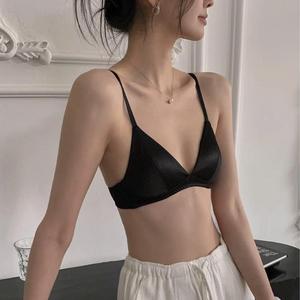 Ensemble soutien-gorge et culotte ultra-fins pour femmes, en dentelle respirante, provenant du Vietnam - Product Image 5