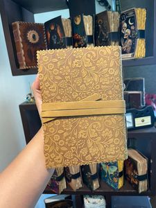 Carnet de notes NEW ERA vintage en cuir relié, couverture rigide, papier coton, 100 feuilles, pour croquis au crayon et scrapbooking - Couleur jaune - Product Image 2