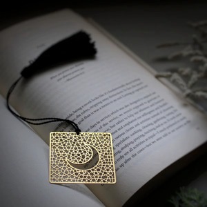 Marcapáginas Metálico Ecológico y de Diseño Moderno para Realzar los Libros y Mejorar los Momentos de Lectura - Product Image 5