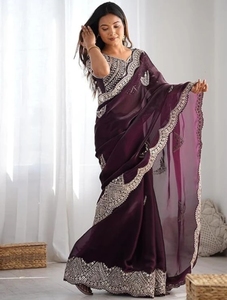 Sari de organza bordado y adornado con estampado floral de seda de Bollywood para fiesta - Product Image 3