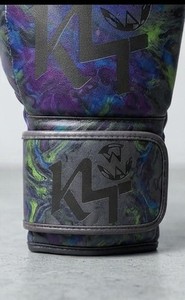 ถุงมือชกมวยหนังร้อยเชือก KLTW INT'L รุ่น KL-BG-110 สินค้ามาใหม่ รับสกรีนโลโก้ สำหรับฝึกซ้อมมืออาชีพ MMA มวยไทย ป้องกันการบาดเจ็บ - Product Image 4
