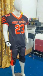 Uniforme de football américain sur mesure de haute qualité avec logo personnalisé, style unique, uniforme de football américain avec broderie, vente en gros - Product Image 5
