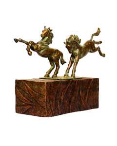 Luxury Stylish Golden Brass Swan Figurines Handmade Eco-Friendly Durable Modern Tabletop Decor Jaffsexports 2Pcs Living Room - Product Image 1