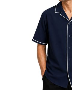 Chemise Homme Personnalisée Bleu Marine à Col Cubain avec Passepoil Blanc, Manches Courtes Décontractées, Style Oversize Streetwear Tendance pour l'Été - Product Image 3