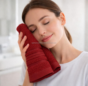 Serviette de toilette en coton OEM en gros, 500 GSM, ultra douce, impression de logo, pour peaux sensibles, usage nettoyant pour le visage - Product Image 1