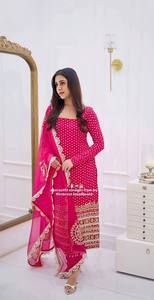 Robe de mariée indienne et pakistanaise traditionnelle rose brodée pour femme, longueur ras du sol, en polyester, coupe régulière, extensible, tout inclus - Product Image 5