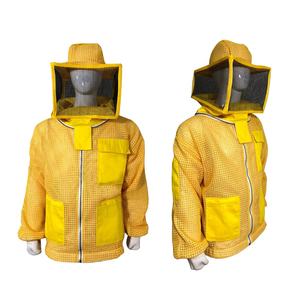 Chaqueta de apicultura ligera con tela de malla duradera antipicaduras para uso en apicultores - Product Image 1