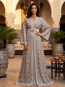 Material base de algodón negro tejido con bordado circular de mandala y lentejuelas para chaqueta étnica de mujer, lehenga nupcial, abaya. - Product Image 4