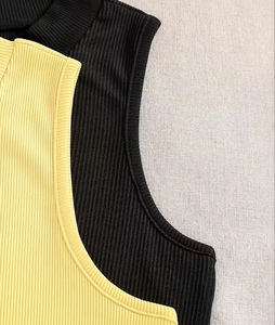 Ropa al por mayor para uso diario, esencial para adolescentes, estilo veraniego, corte ajustado, se adapta al cuerpo, perfecto para ocasiones informales, básico pero de alta calidad. - Product Image 3