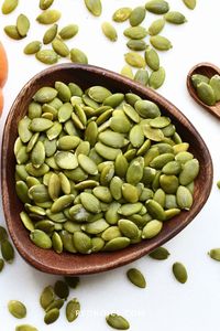 Graines de citrouille blanches de qualité supérieure, sans OGM, séchées, livraison rapide pour la pâtisserie, la cuisine ou les collations - Product Image 6