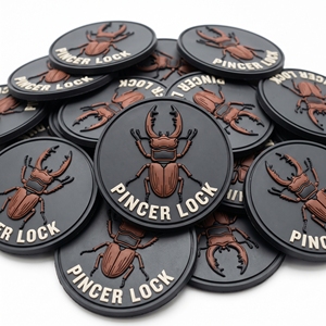 Fournisseur en gros de patchs 3D en PVC, badges ronds en caoutchouc souple avec motif cadenas et chaîne de porte de coffre-fort pour équipement de plein air, sacs, casquettes et vestes - Product Image 6