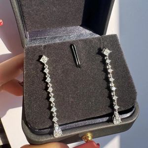 Pendientes Colgantes de Diamantes Redondos de Moissanita de Lujo, Plata de Ley 925, Joyería Fina Disponible al Mejor Precio - Product Image 1