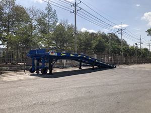 Cheap Price 10 Ton Vramp-10T-S forklift ramp mobile loading ramp convenient combined with container floor Vietnam 1year warranty - Product Image 3