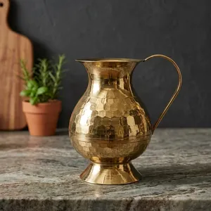 Carafe à eau en laiton avec poignée, pichet en métal traditionnel pour servir l'eau potable, décoration de table à manger pour la maison et la cuisine - Product Image 6