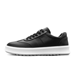 Baskets tendance blanches en cuir respirant avec doublure en maille pour hommes, modèle 2025, à lacets, personnalisables, faible MOQ, OEM, vente en gros - Product Image 6