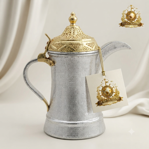 Cafetera Árabe Dorada de Lujo, Moderna Dallah con Acabado Brillante en Oro, Servidor de Té Metálico de Estilo Oriental, Jarra Tradicional para Bebidas - Product Image 4