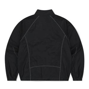 ชุดวอร์มไนลอนน้ำหนักเบาแบบซิปสำหรับผู้ชาย ทรงหลวมใส่สบาย เหมาะสำหรับฤดูร้อน ชุดเซ็ตเสื้อแจ็คเก็ตกันลมและกางเกงขาสั้นสองชิ้น - Product Image 6