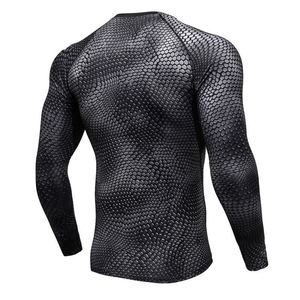 Haut de sport à manches longues pour homme, anti-UV, noir, imprimé écailles, séchage rapide, impression par sublimation - Product Image 2