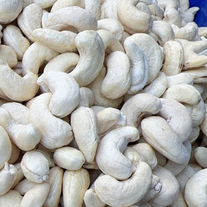 Wholesale Cashew <b>Nuts</b> Sk1 Cashew <b>Nut</b> Kernels Raw Cashew <b>Nuts</b> Vietnam Cheap Price, OEM ODM Packaging - Product Image 1