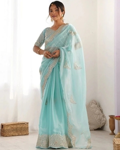 Sari Bollywood Jimmy Jimmy pour femme, brodé et orné de motifs floraux, avec blouse non cousue (bleu) - Product Image 2