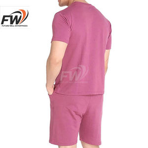Conjunto de camiseta y pantalones cortos de verano para hombre, personalizado OEM, de alta calidad, transpirable, informal, con mangas cortas, al por mayor - Product Image 4