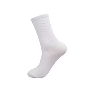 Chaussettes de sport unisexes en coton à compression, confortables et antidérapantes, avec logo, pour hommes et femmes, collection Prodigous International - Product Image 4