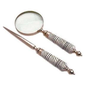 2025 Antique Bronze métal lunettes lumière LED lecture bonne qualité artisanat indien en gros laiton matériel nouvelles loupes - Product Image 2