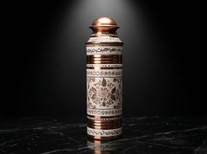 "Durable <b>Copper</b> Bottle for On-the-Go Hydration" - Product Image 2