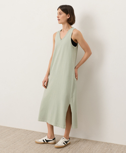 Robe midi décontractée d'été pour femme, style bohème tendance, col en V, coupe droite, tissu tissé uni en coton, idéale pour les vacances - Product Image 2