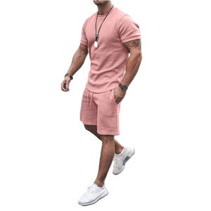 Ensemble deux pièces d'été personnalisé pour homme, short et haut de couleur unie, pour activités de plein air, par un fabricant de vêtements - Product Image 3