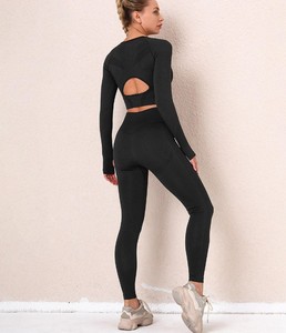 Ensemble de sport pour femme coupe-vent à col montant, legging de yoga uni et crop top, respirant, en polyester/coton écologique - Product Image 1