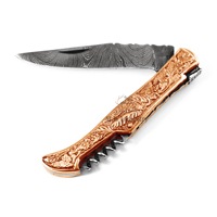 Couteau de poche Laguiole en acier Damas OEM en gros DD-LK-WH511 avec manche en cuivre gaufré et étui en cuir de vachette