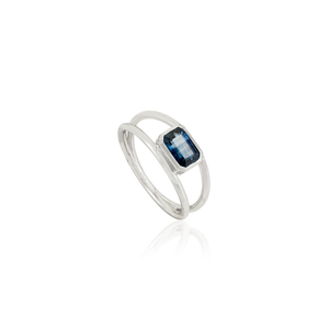 Bague double bande en or blanc pur 14 carats avec saphir bleu fin, pierre de naissance de septembre, bijoux simples, vente en gros, fabricant - Product Image 3