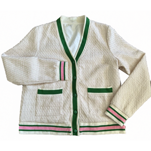 Cardigan en tricot à col en V personnalisé avec logo, brodé, doux, pour femmes, grande taille, style universitaire, idéal pour l'hiver - Product Image 1