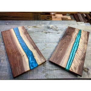 Tabla de Resina y Madera Artesanal para Cocina y Comedor, Tabla de Cortar de Epoxi y Madera Premium para una Experiencia Gastronómica de Alta Gama - Product Image 1