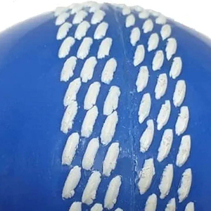 Pelotas de Cricket de Cuero Cosidas a Mano Personalizadas - Pelota Dura de Entrenamiento Profesional con Colores y Logotipos Personalizados - Product Image 6