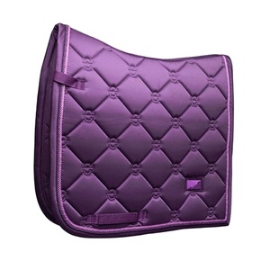 Tapis de selle personnalisé de haute qualité pour l'équitation, doublure en polycoton, confortable, durable, bleu, fabriqué au Pakistan par Blue Hands International - Product Image 4