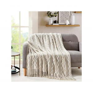 Manta de Salón Acogedora y Duradera de 50x70 Pulgadas, Tejida a Mano en India, con Textura Acrílica de Nudos, Diseño en Zigzag y Borlas, para Compradores que Buscan Comodidad - Product Image 1