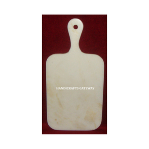 Planche à découper en marbre blanc de qualité supérieure et au design unique fait main, idéale pour la maison et la cuisine des restaurants. - Product Image 6