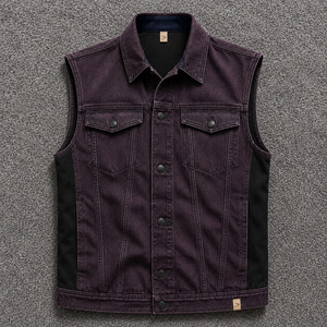 Gilet en jean vintage pour homme avec logo personnalisé, couleur prune foncé premium, sans manches, avec panneaux latéraux noirs, en coton écologique, style streetwear - Product Image 1