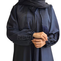 Abaya pour femme au design moderne, coupe régulière, légère, respirante, élégante, longueur au sol, manches longues, tenue modeste pour tous les jours, haute qualité