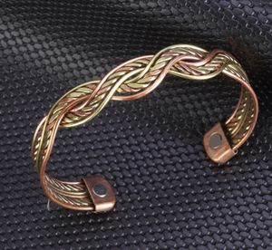 Bracelets unisexes en cuivre et laiton, faits à la main, bijoux tendance en alliage, cadeau, accessoires de mode contemporains, vente en gros - Product Image 1