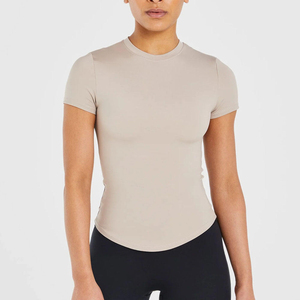 Haut de compression à manches courtes pour femme, coupe ajustée, haute qualité, best-seller, idéal pour l'entraînement - Product Image 1