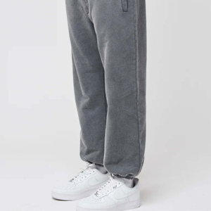 Pantalons de jogging pour hommes athlétiques - Légers et amples, parfaits pour la salle de sport ou les activités de plein air - Product Image 2